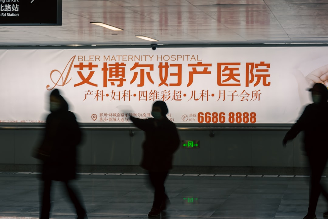 découvrez notre service de publicité foncière : atteignez efficacement vos acheteurs potentiels grâce à des campagnes ciblées et personnalisées pour valoriser votre terrain.