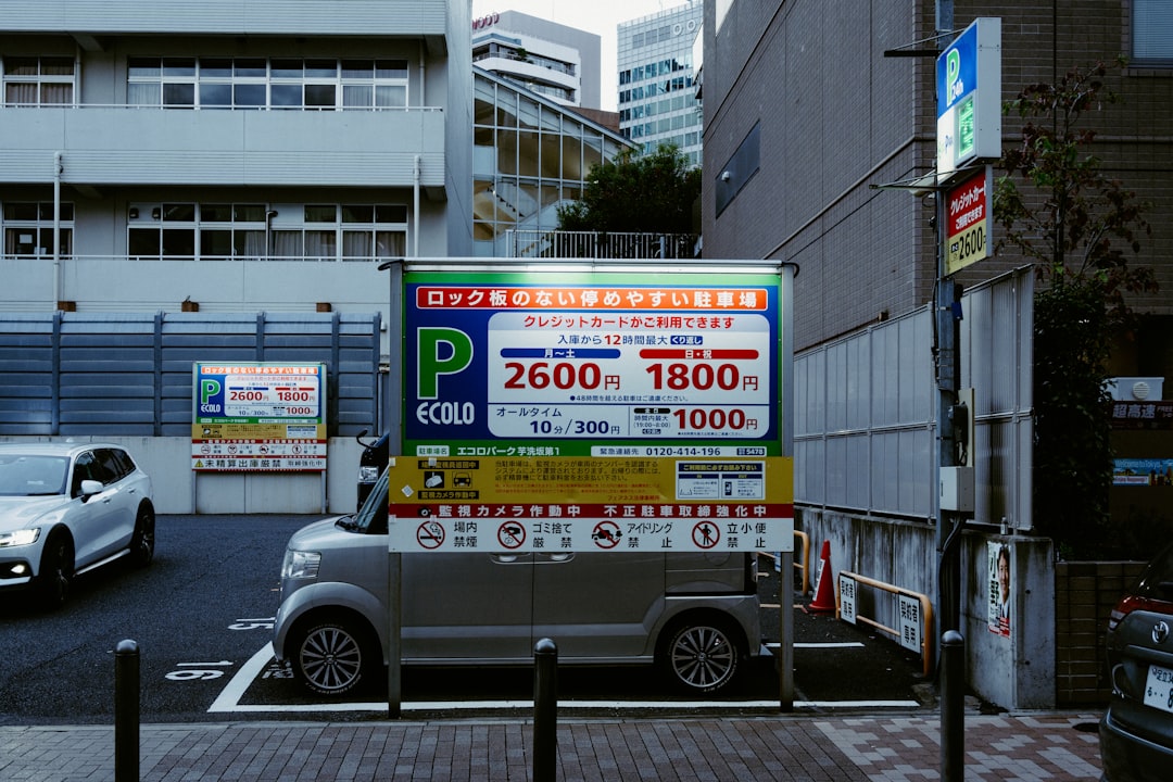 découvrez notre service de publicité foncière : mettez en valeur vos terrains grâce à des campagnes promotionnelles ciblées et innovantes pour attirer rapidement des acheteurs ou investisseurs potentiels.