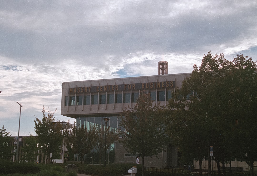 découvrez le public finance center, votre source d’informations et de ressources sur la gestion des finances publiques, la fiscalité, et les politiques économiques au service des collectivités et des citoyens.